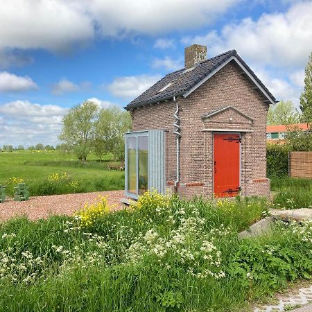 Tiny House Van Hoogspanning Naar Ontspanning Wirdum Εξωτερικό φωτογραφία