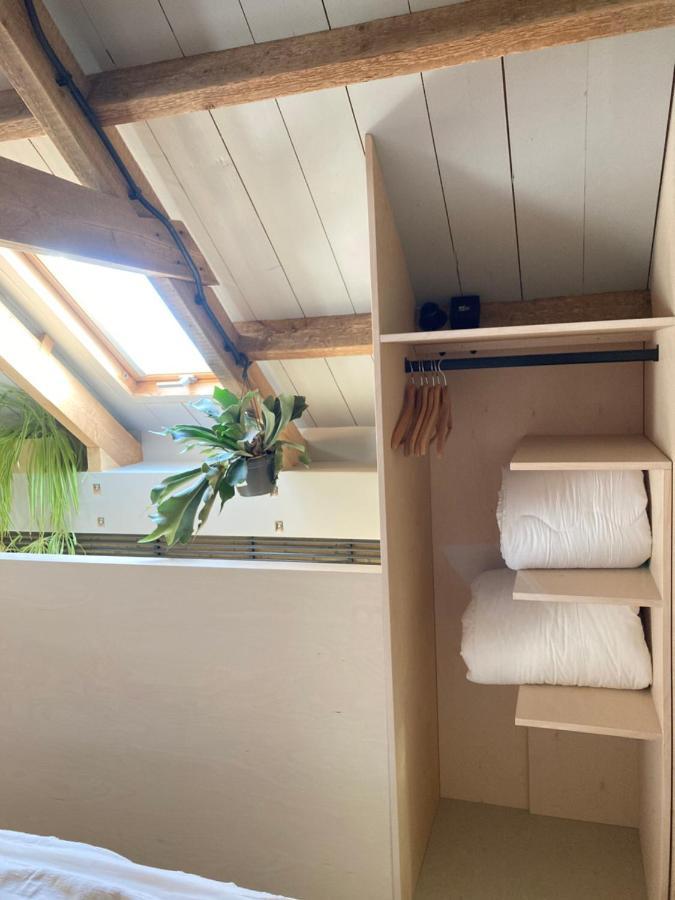 Tiny House Van Hoogspanning Naar Ontspanning Wirdum Εξωτερικό φωτογραφία